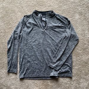 Under Armour pullover